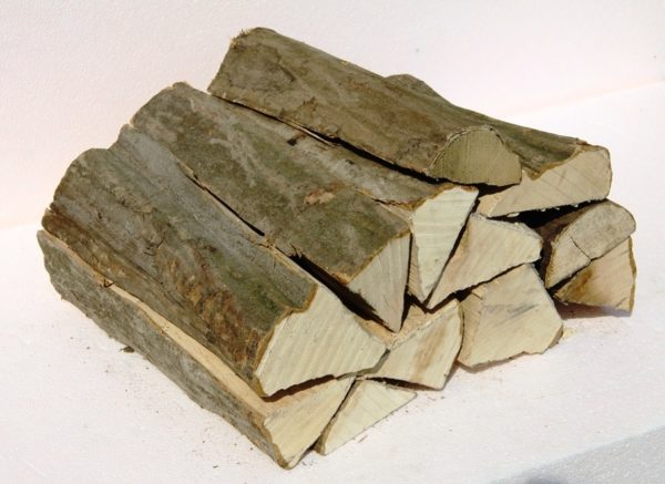 Kiln Dried Hornbeam logs